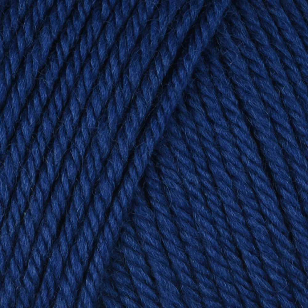 Cascade 220 Superwash yarn skein in In The Navy - machine washable 100% merino wool DK