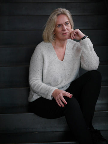 Girlfriends Pullover
