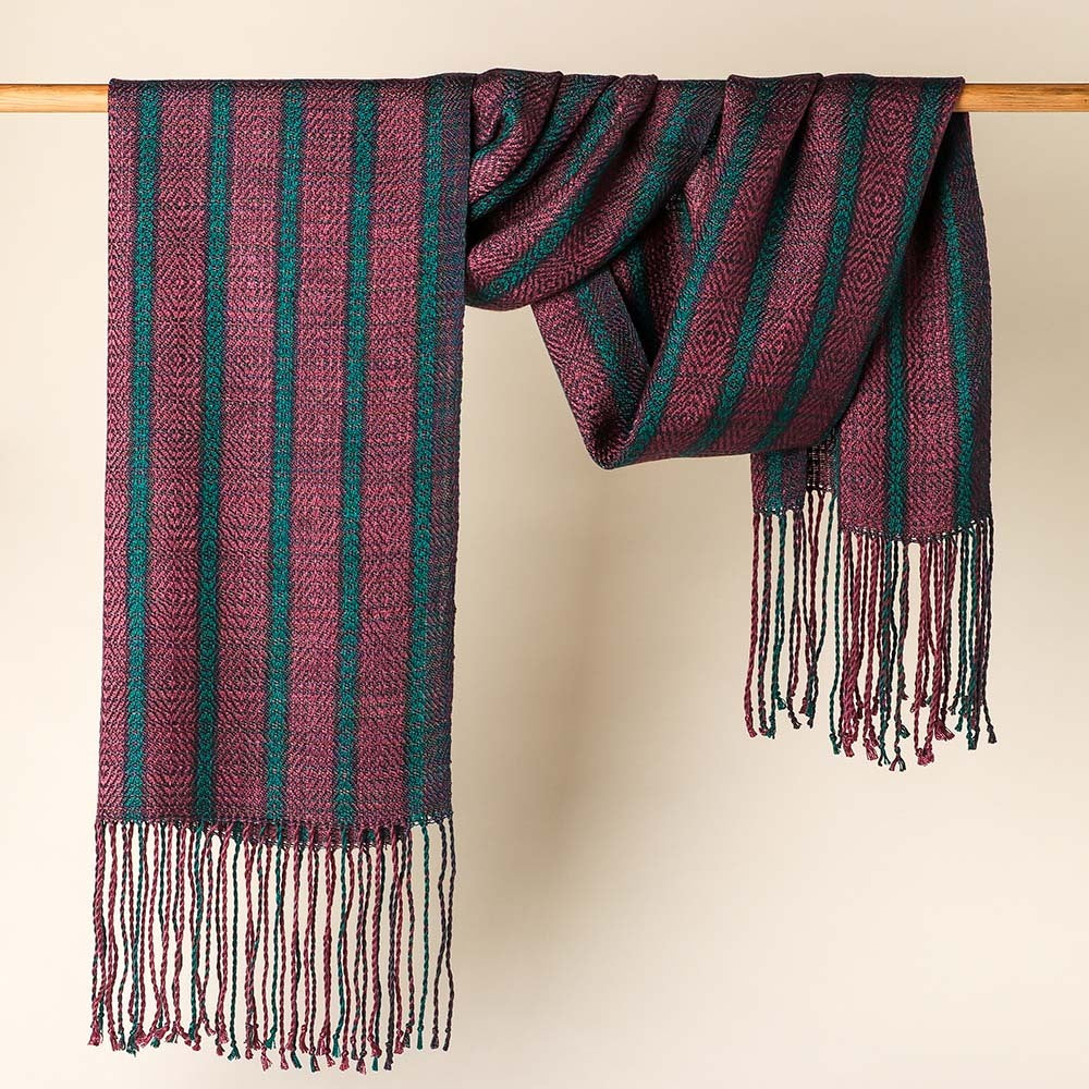 Valley Yarns #302 Roses and Ribbons Shawl PDF