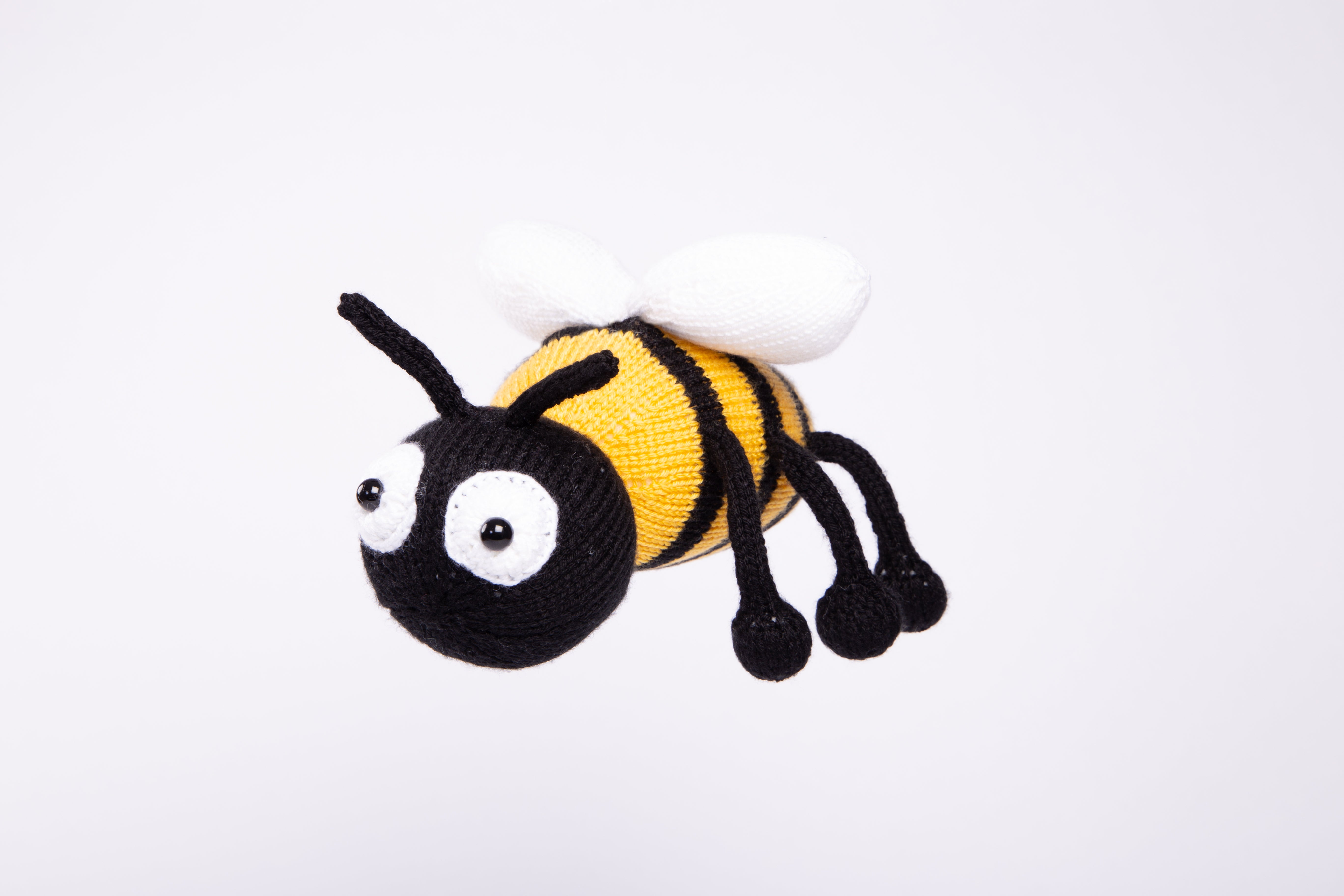 Deramores Honey the Bee Toy Knitting Pattern