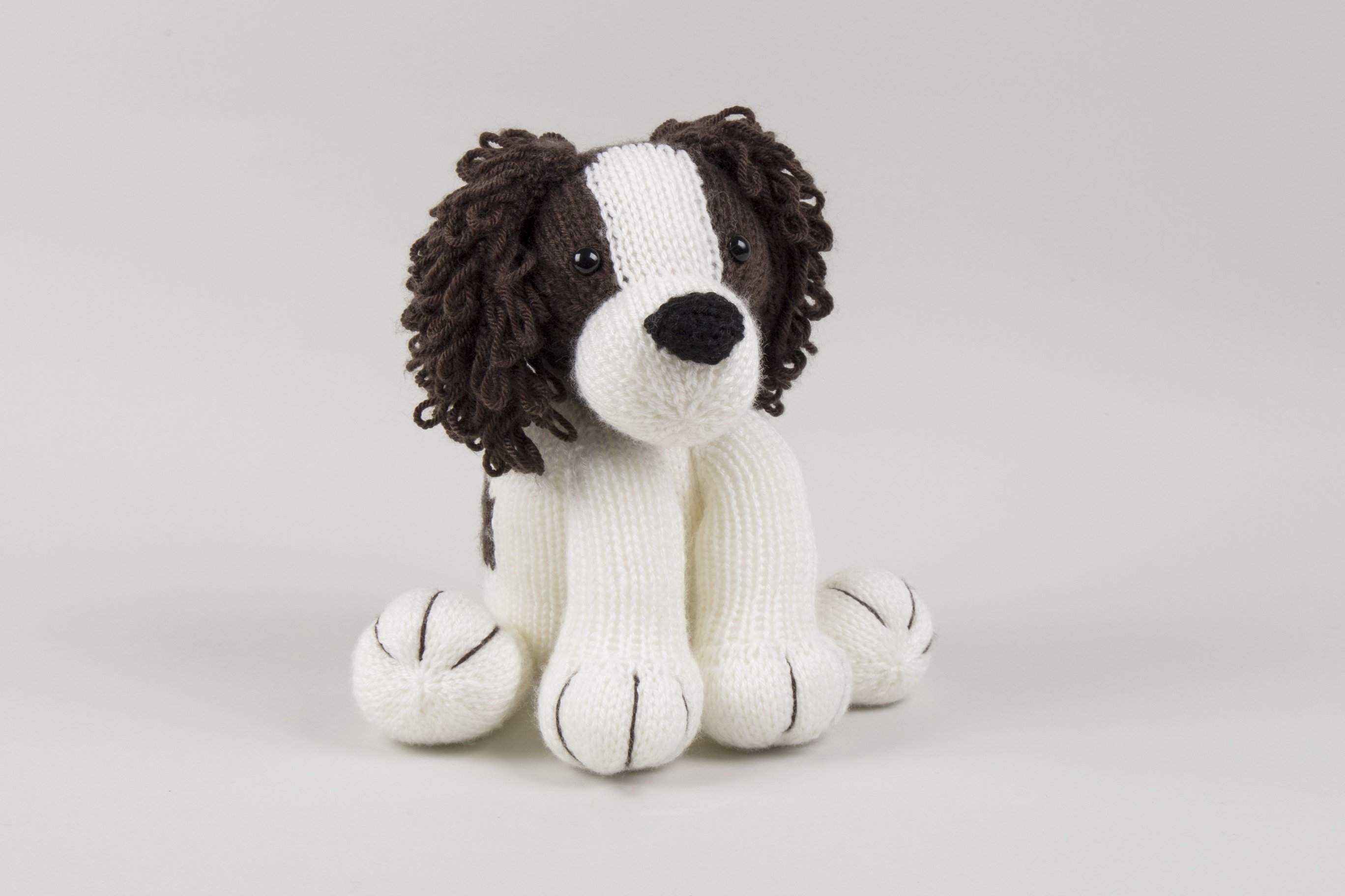 Deramores Dera Dogs Toy Knitting Pattern