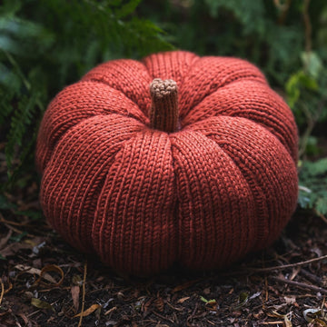 Deramores Pumpkin Decoration Knitting Pattern