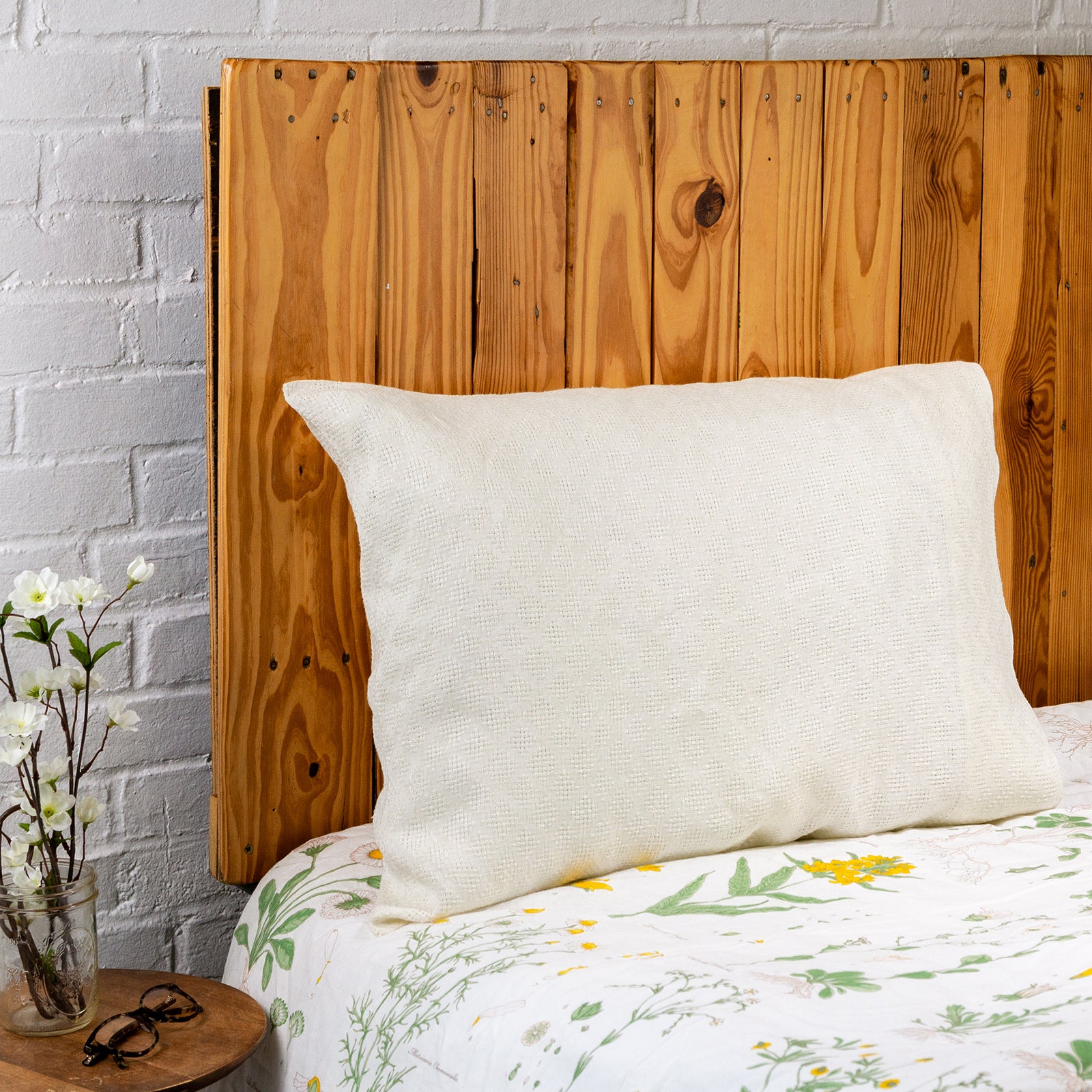 Valley Yarns #265 Heirloom Linen Pillowcase