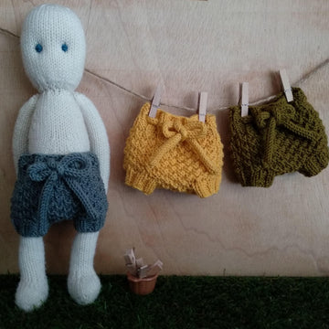 Clothes for The Oak Folk Set C