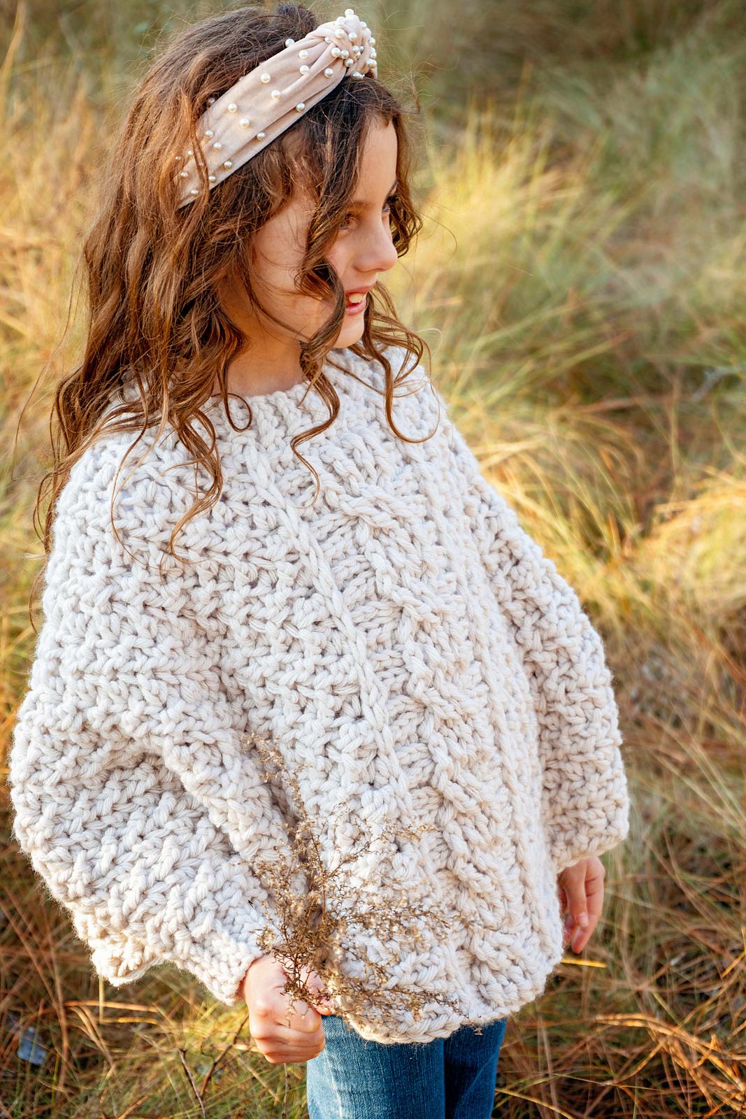 Starlette Cable Crochet Poncho
