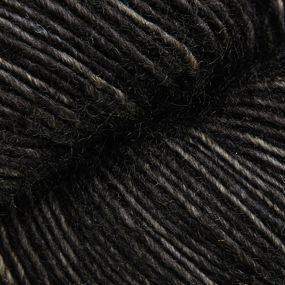 Madelinetosh Tosh Merino Light Yarn - Superwash Wool 4 Ply