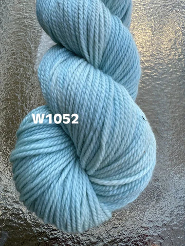 W1052