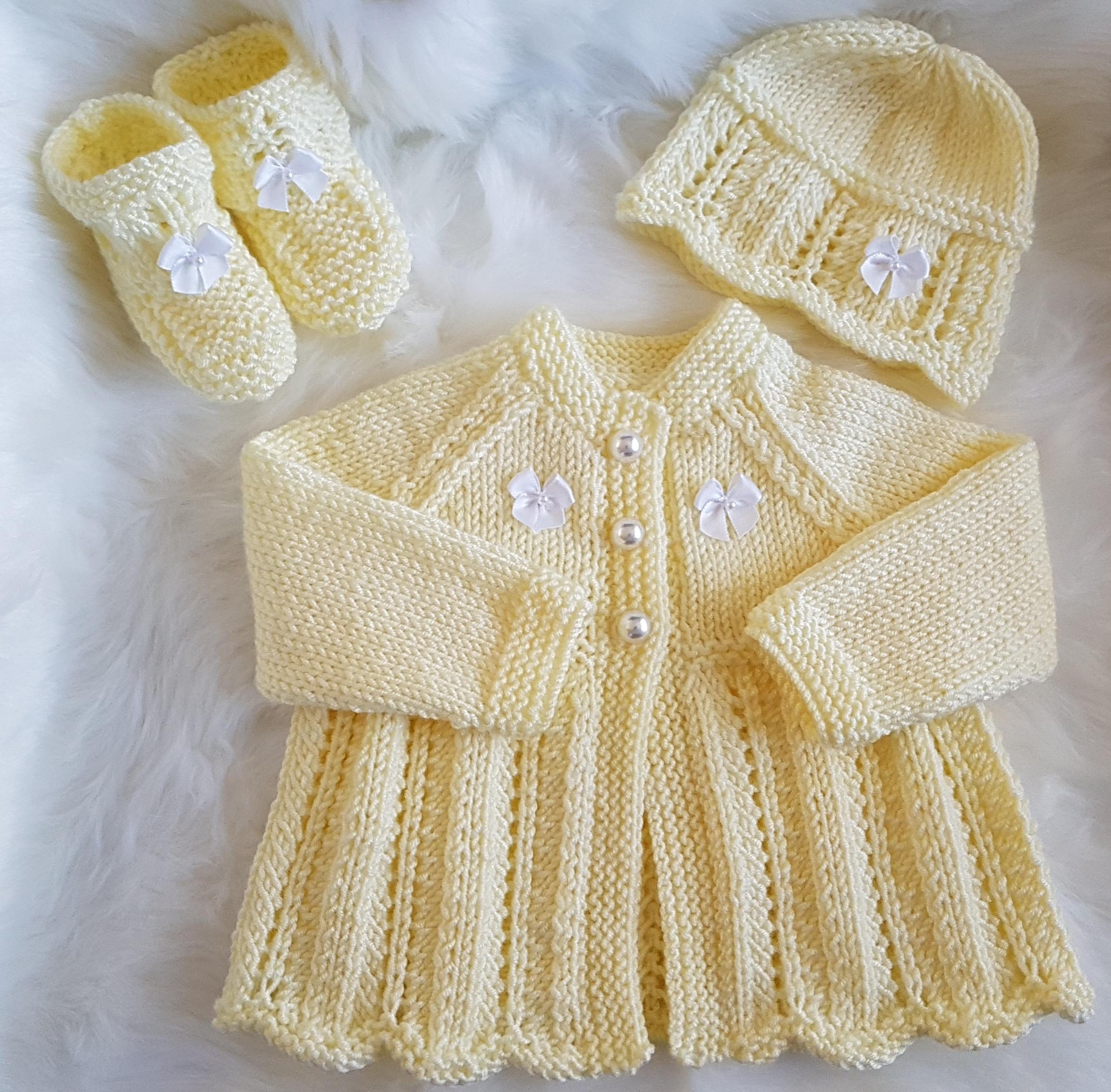 Baby Blanket knitting pattern Cariad - Keira