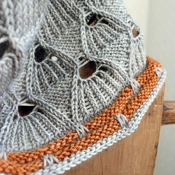 Mysteriosa Cowl