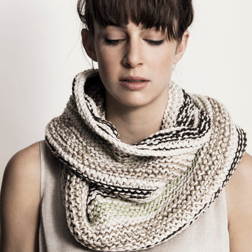 Blue Sky Fibers Caledonia Cowl PDF