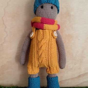 Clothes for The Oak Folk Set B