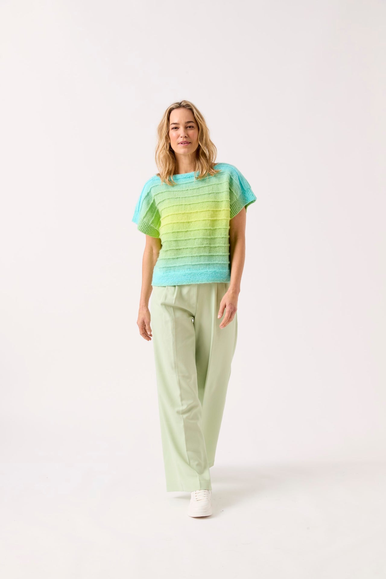 Sirdar To A Tee Knitted Top in Jewelspun Ombre PDF
