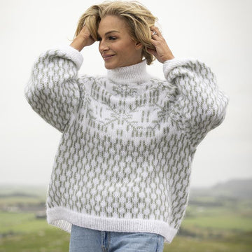 Hulda Sweater in Viking of Norway Alpaca Bris Green PDF