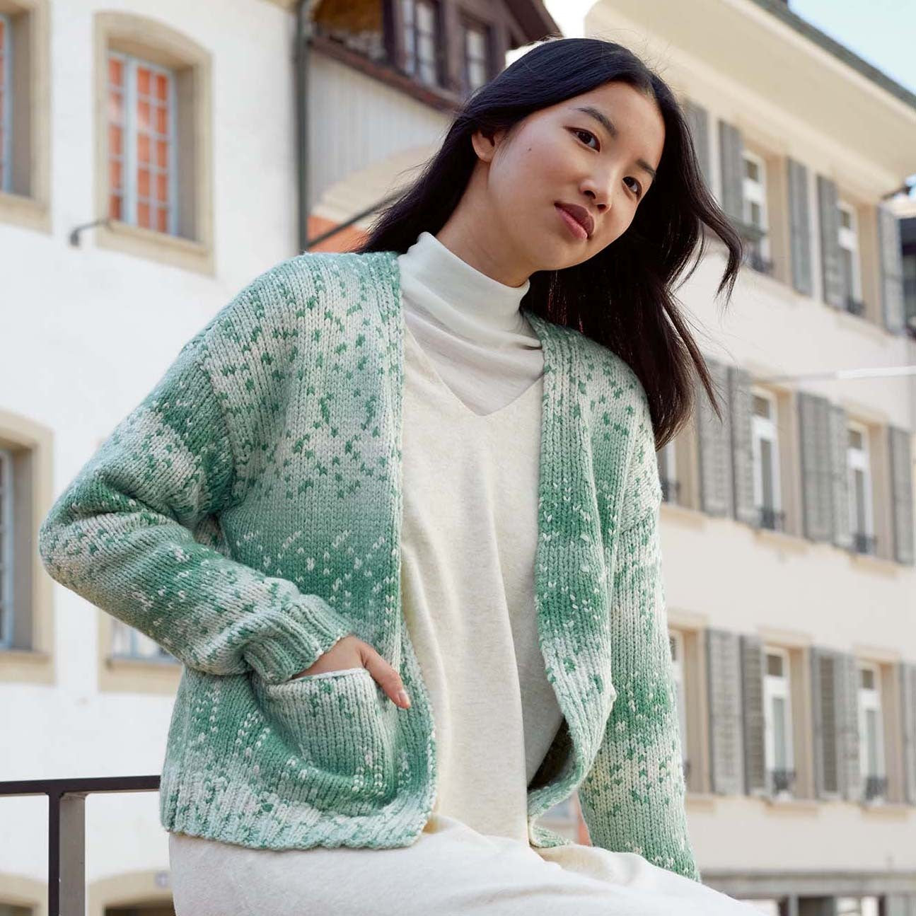 Lang PTO47-02 Cardigan Knitting Pattern