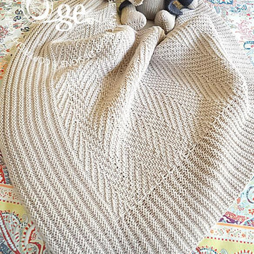 Simple Textured Treasure and Cuddly Rabbit - P110