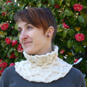Entwined Cables Collar
