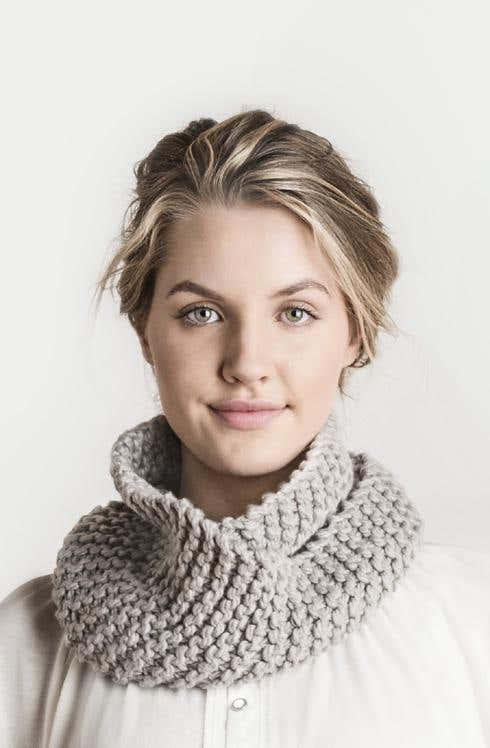Crystal Cowl Knitting Pattern