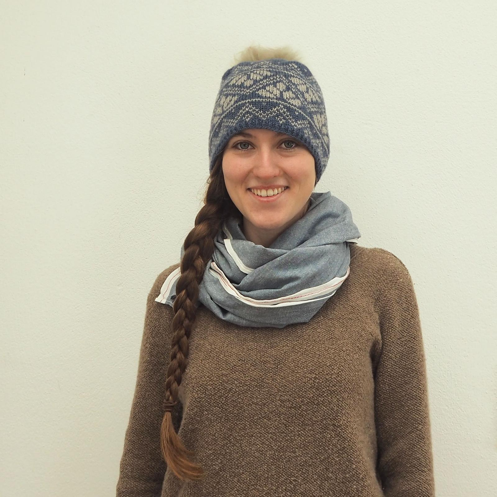 Anoushka hat