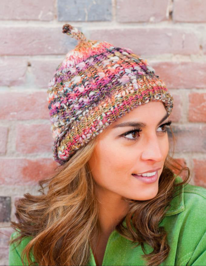 Hat in Plymouth Yarn Sophia Tweed - F559 - PDF