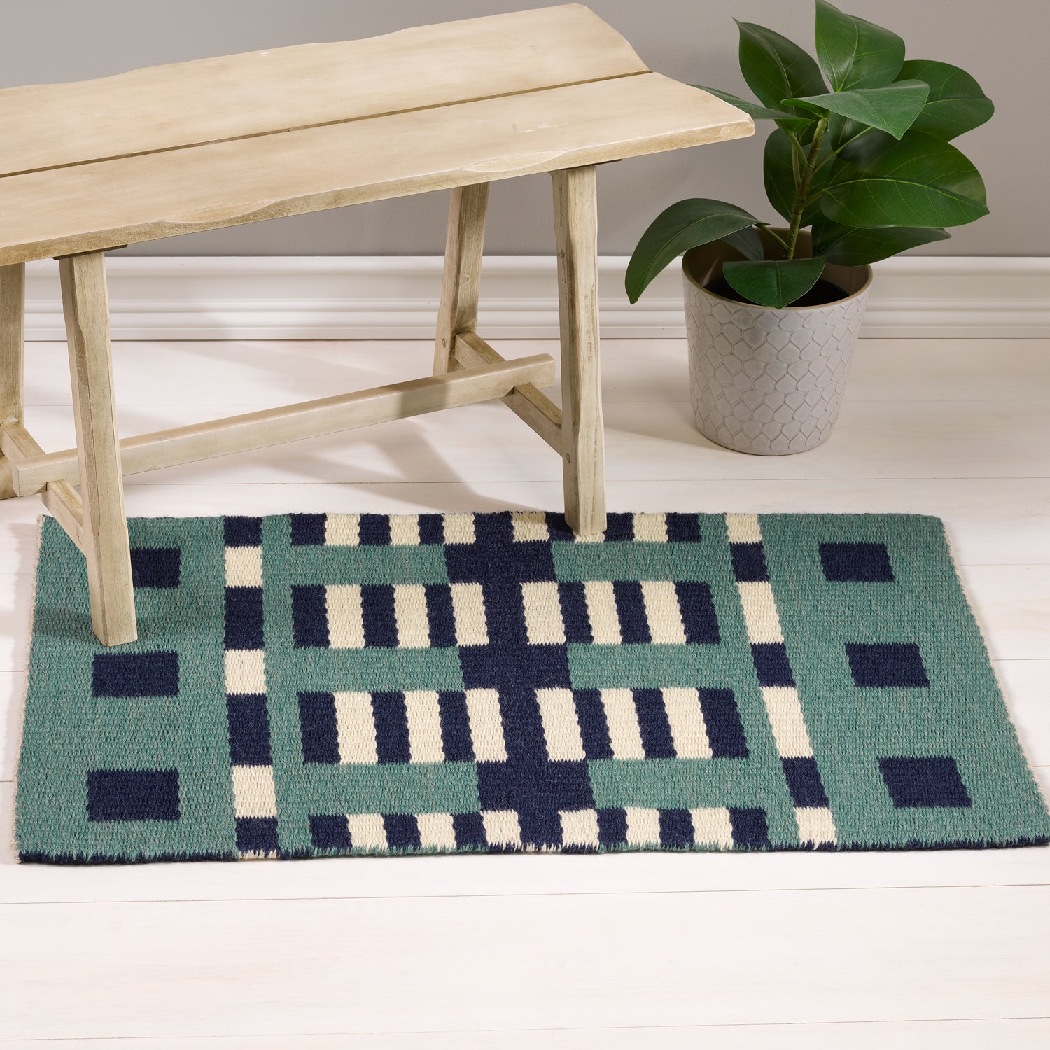 Valley Yarns #224 Mod Squares Reversible Rug