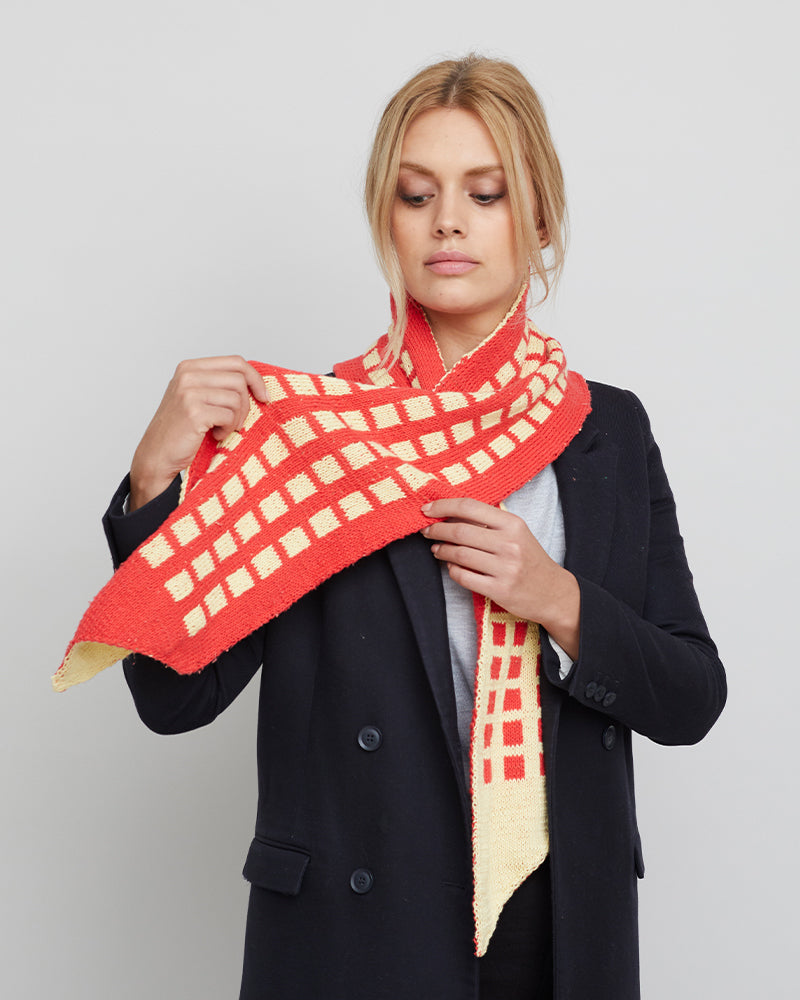 MillaMia Dagmar Scarf Knitting Pattern