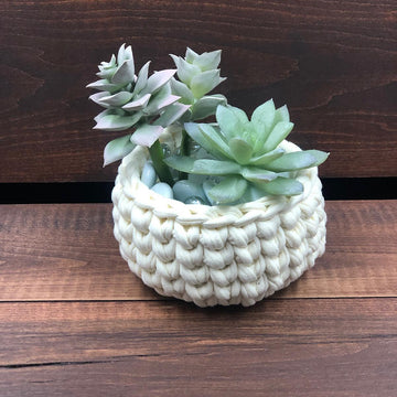 Flower pots