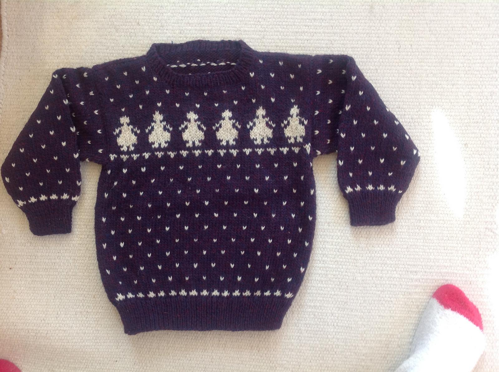 #02 Heart & Doll Child's Sweaters
