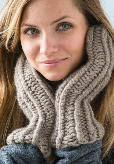 Fianchetto Mittens Knitting Pattern