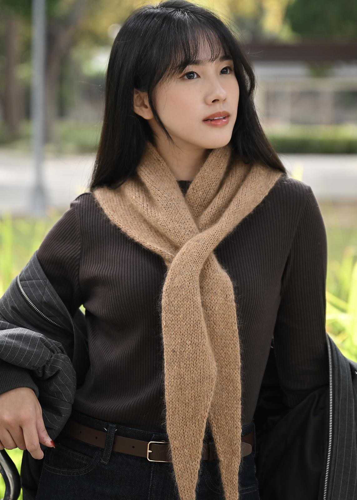 Valin Scarf