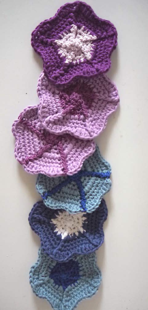 Petunia Blossom Coasters in Berroco Captiva and Modern Cotton (Free)