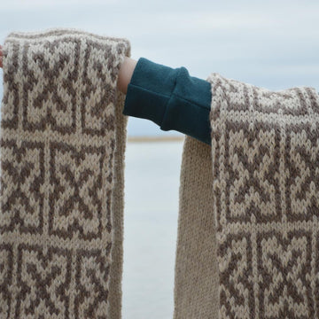 Hollis Scarf