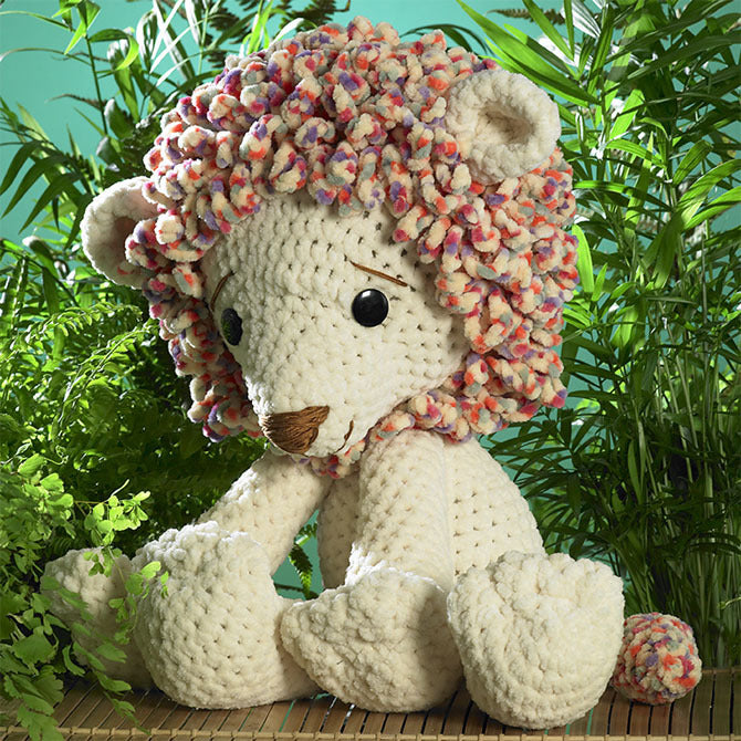 James C. Brett JB402 Rory the Lion Crochet Pattern