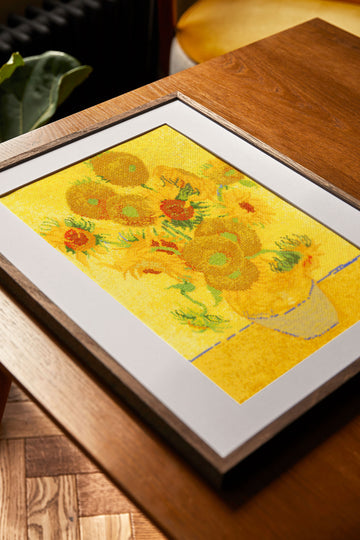 DMC The National Gallery - Van Gogh - Sunflowers-25cm x 32cm