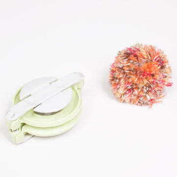 Clover Pom-Pom Maker Large