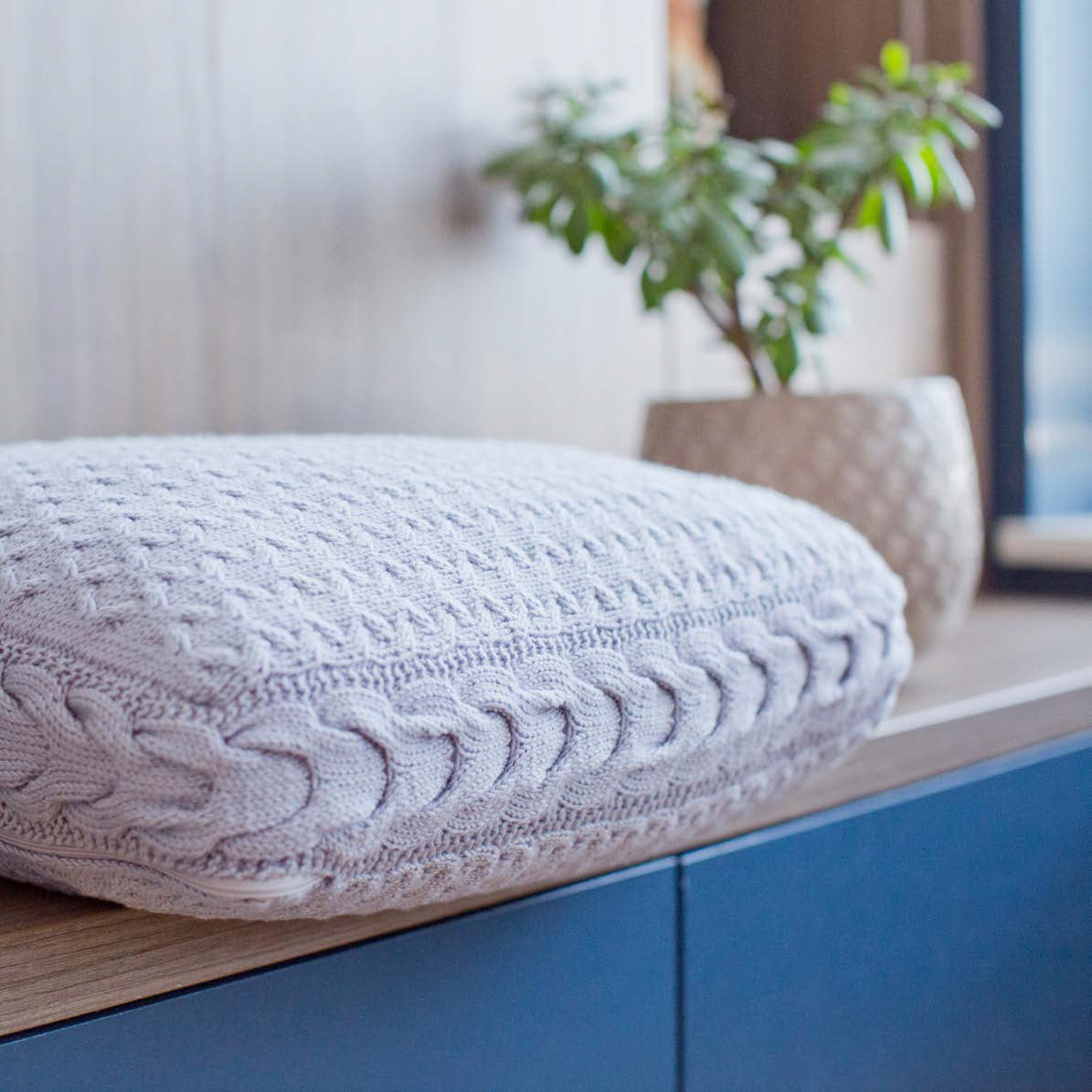 MillaMia Box Cushion Knitting Pattern