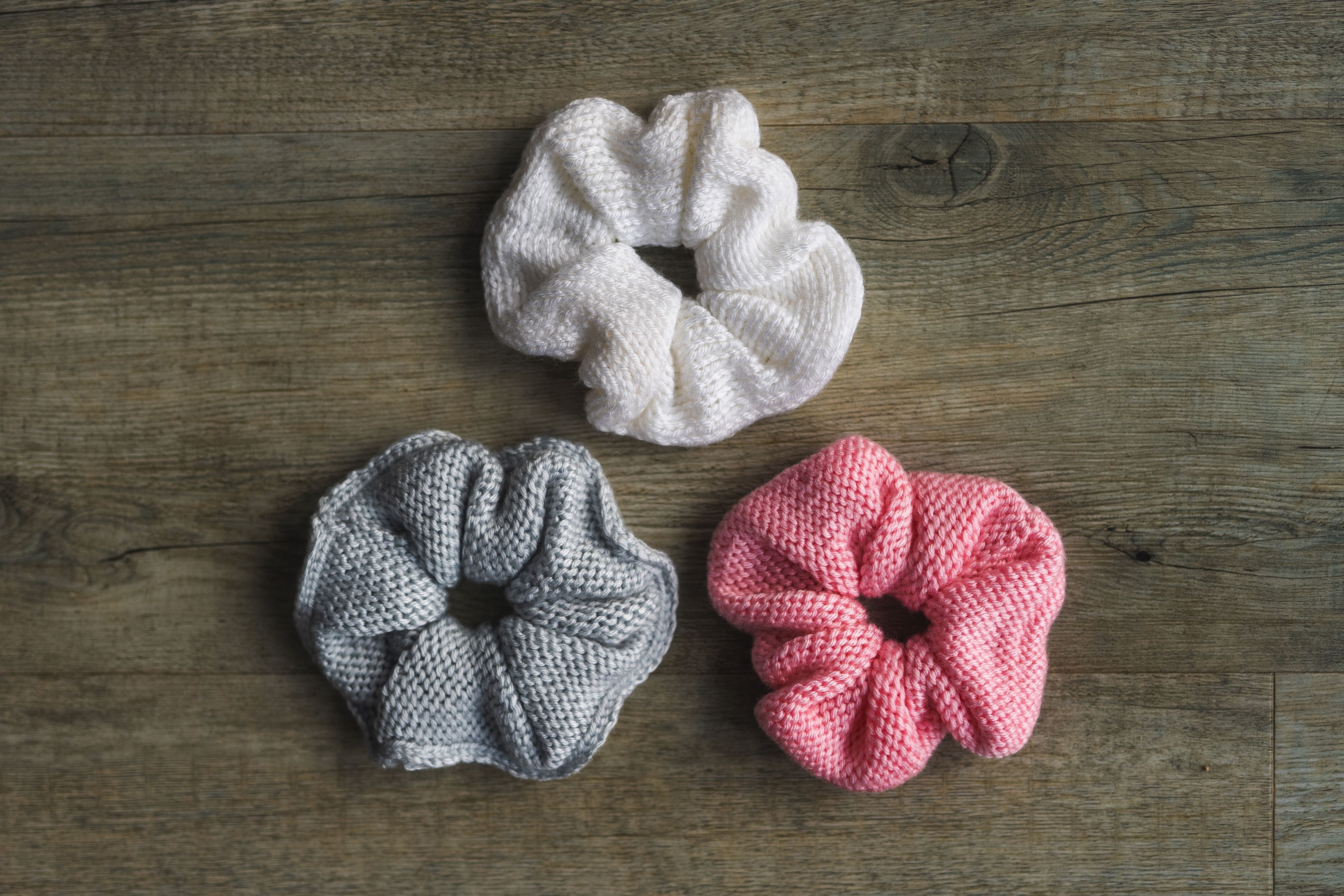 Deramores Scunchies Accessory Knitting Pattern