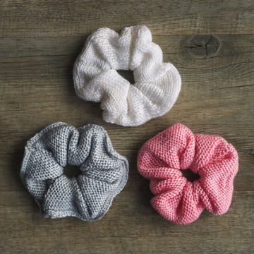 Deramores Scunchies Accessory Knitting Pattern