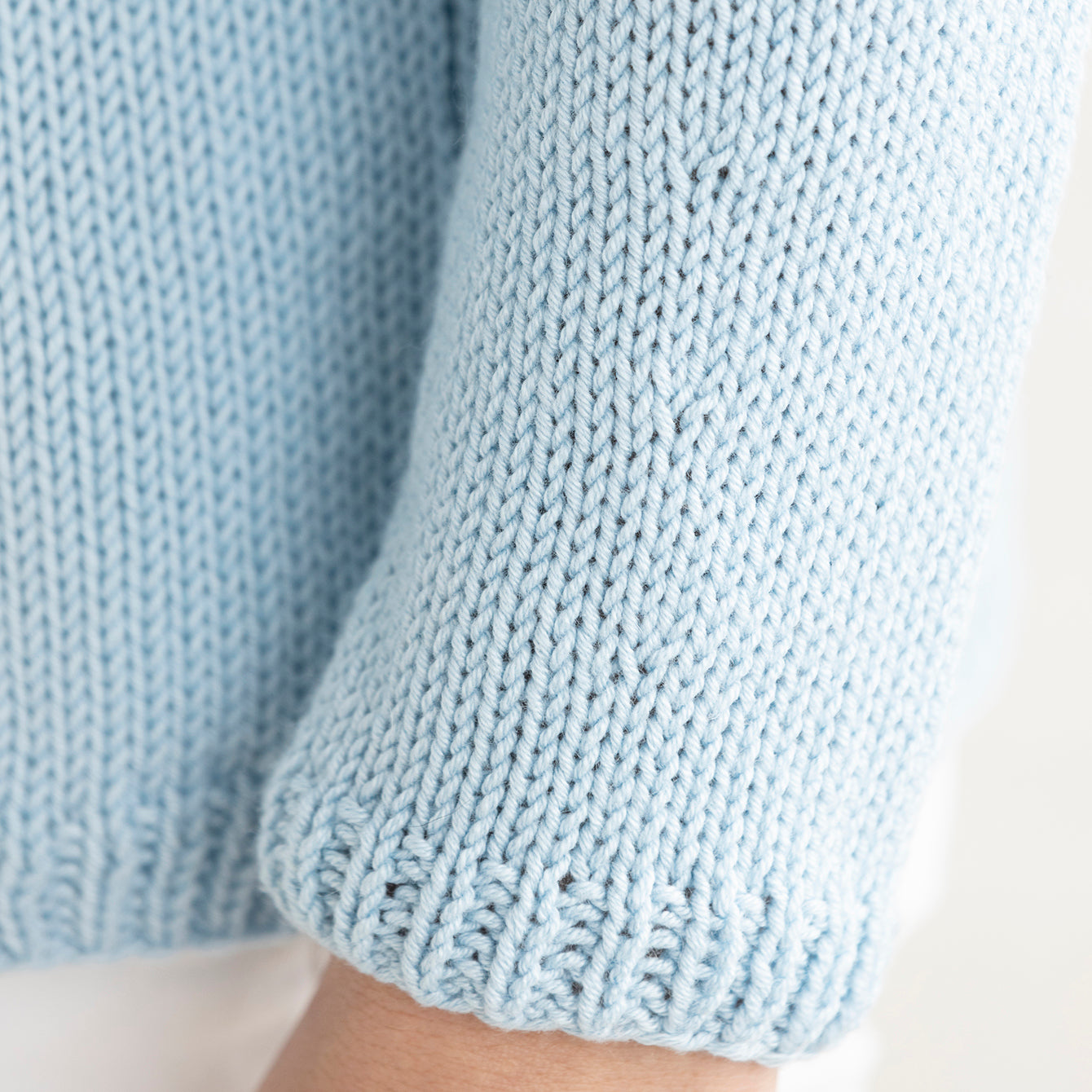 String Bella Cardigan Knitting Pattern