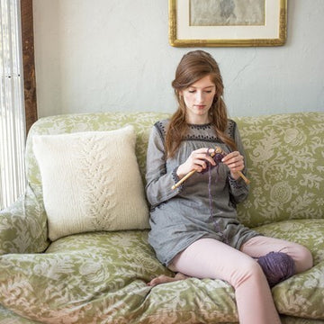 Berroco Pavo Cushion Knitting Pattern