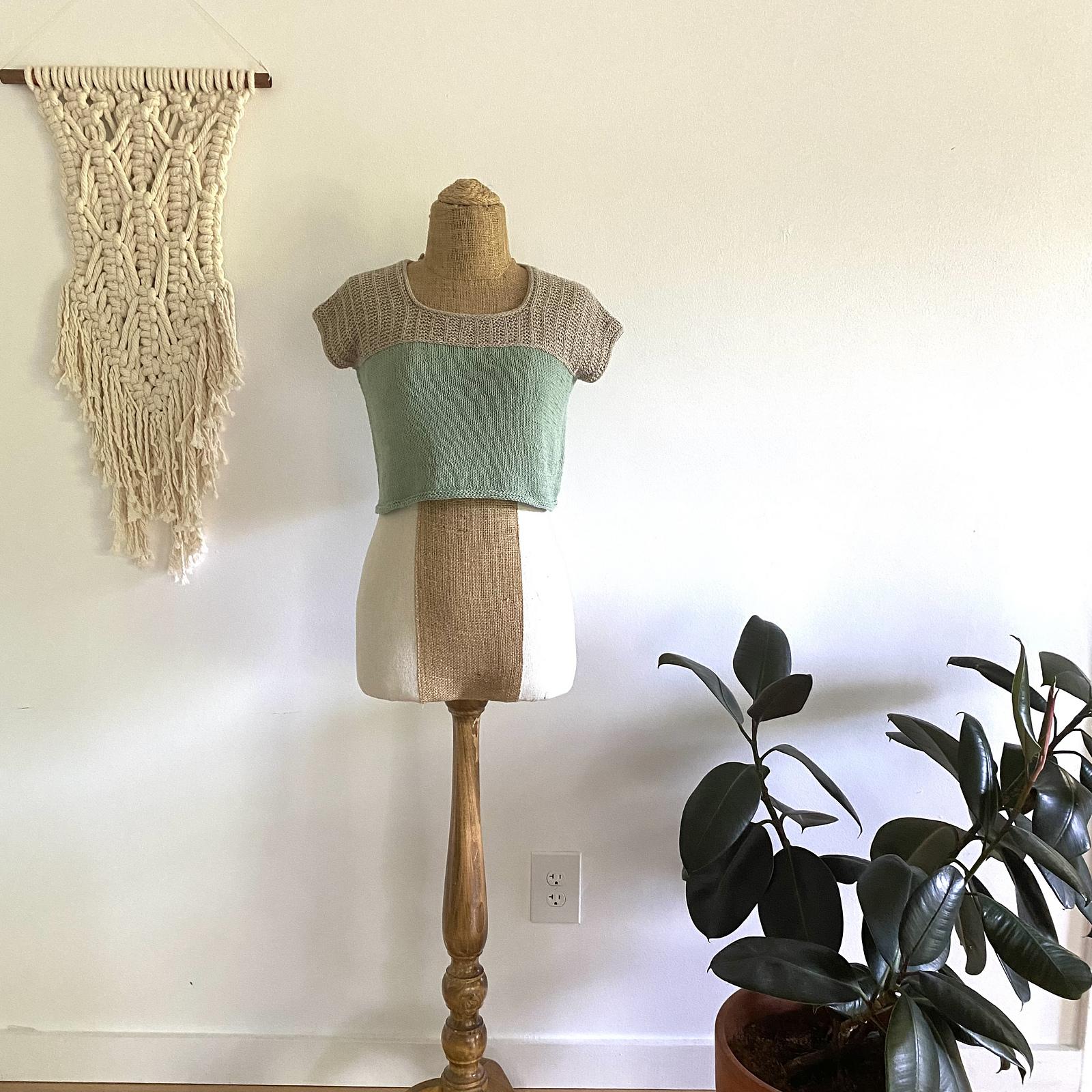 Square Neck Crop