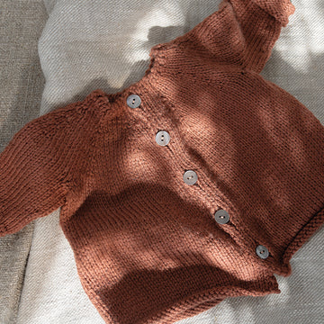 Little Lamb Cardigan in Rowan Baby Cashsoft Merino - RB002-00006-ENP - PDF