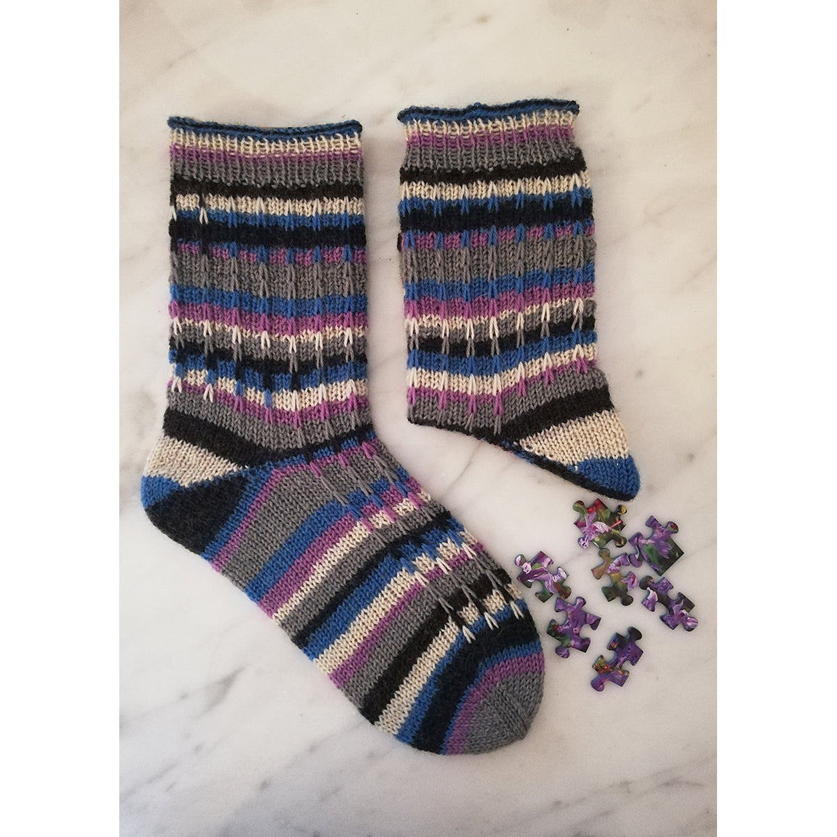 Regia Men's Style Color Booklet Socks Knitting Pattern