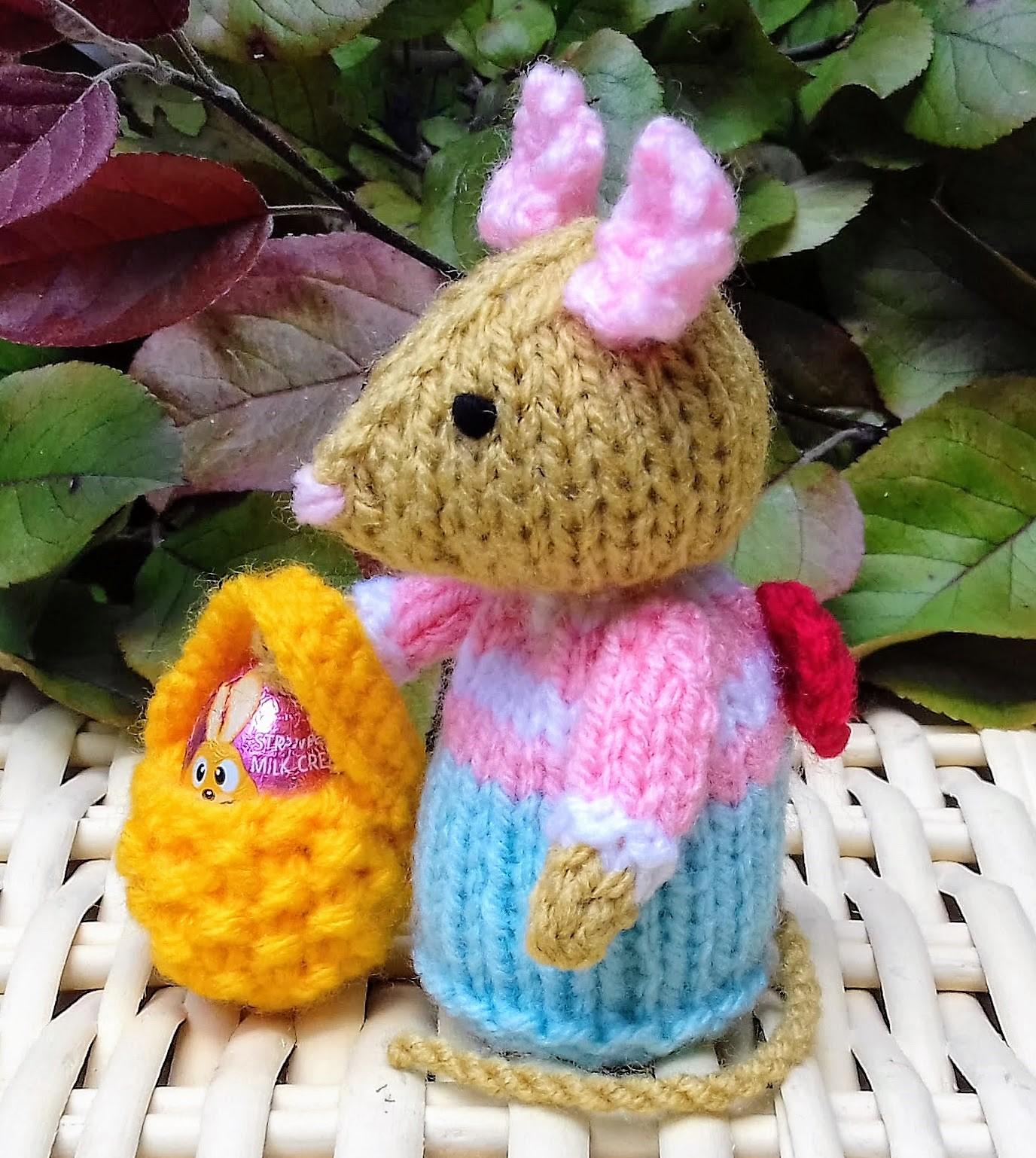 Little Easter Tittle Mouse & Egg Basket - Creme Egg Cover