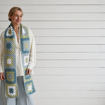 Debbie Bliss Festival Crochet Scarf PDF (Free)