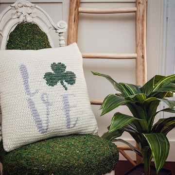 St. Patrick's Shamrock Pillow Cover
