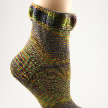 Valley Yarns Ruffled Socks Knitting Pattern