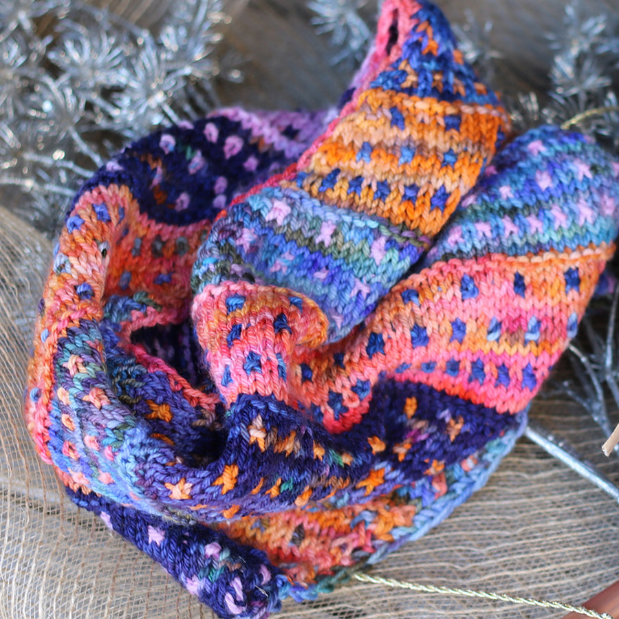 Koigu ColorDust Cowl Knitting Pattern