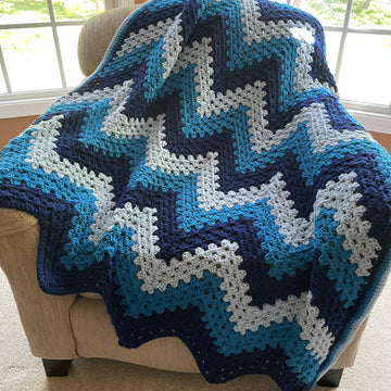 EASY Chevron Granny Square Throw
