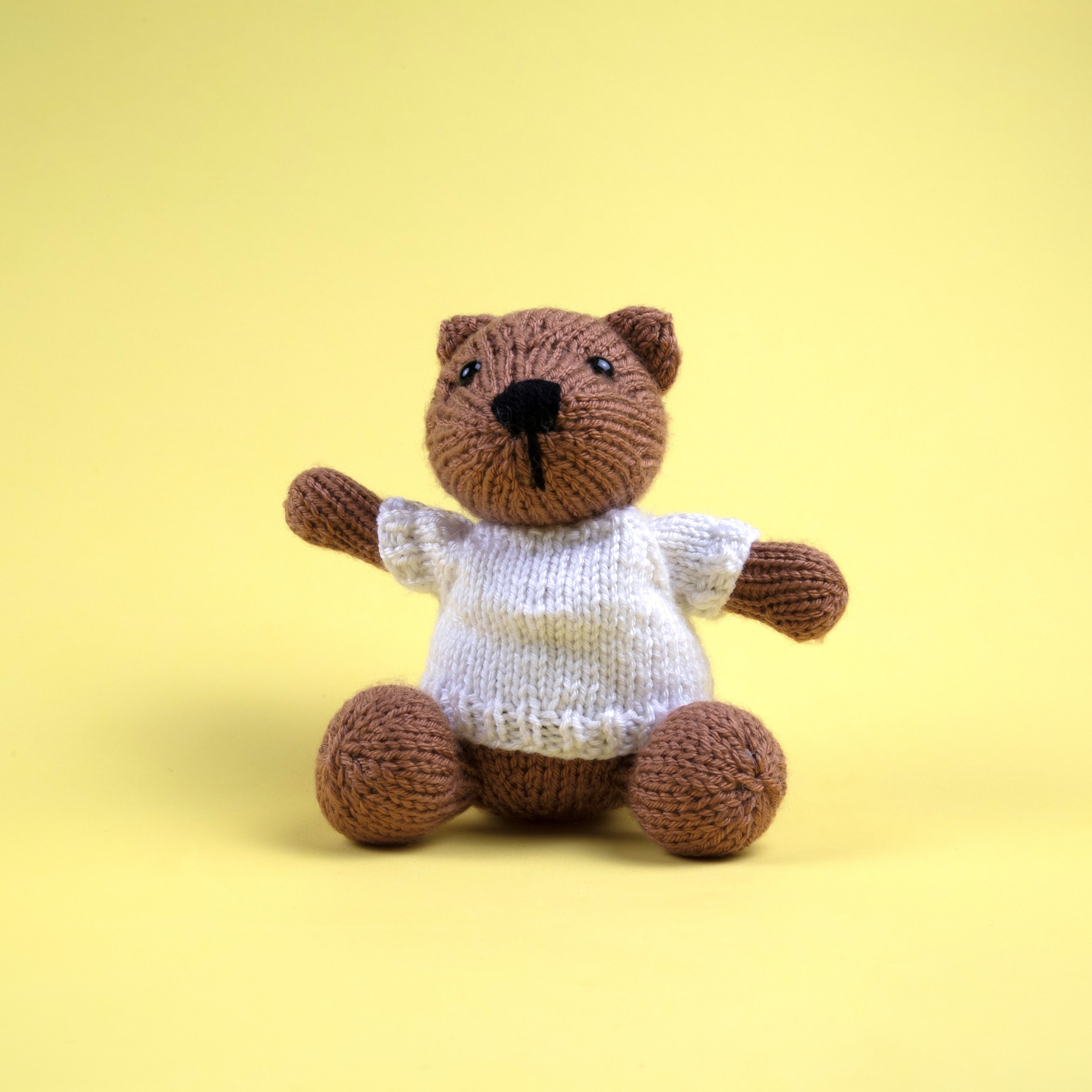 Deramores Bear Toy Knitting Pattern