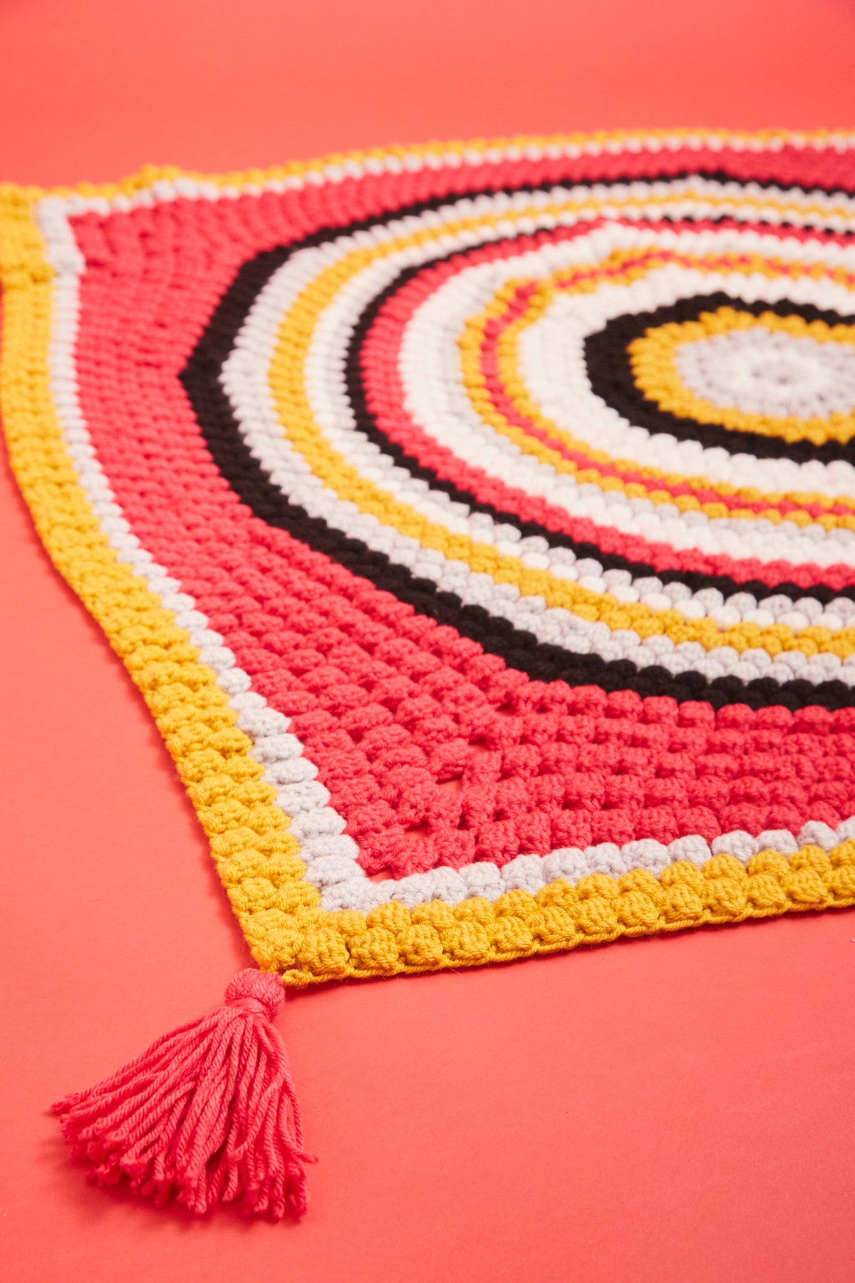 Paintbox Yarns Elipse Puffy Throw Crochet Pattern